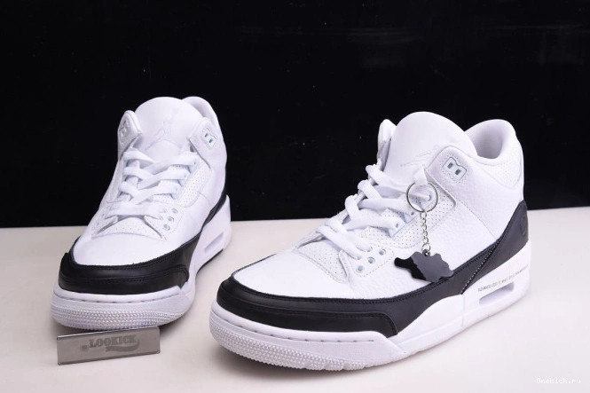 One Kick 3 FRAGMENT JORDAN AIR DA3595-100 0818